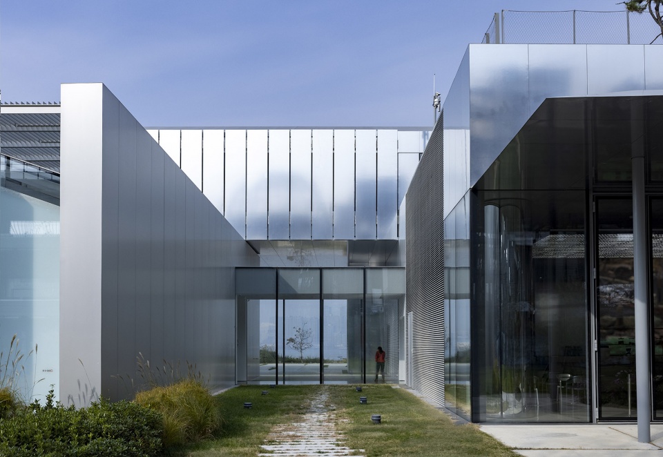tag art museum china by ateliers jean nouvel