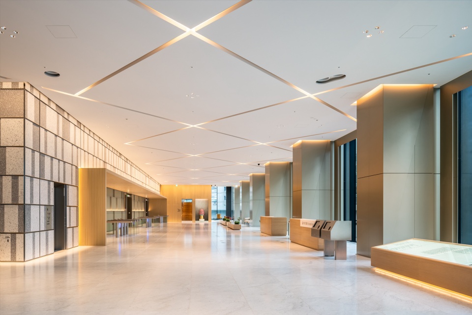 tokyo torch tokiwabashi tower by mitsubishi jisho sekkei inc