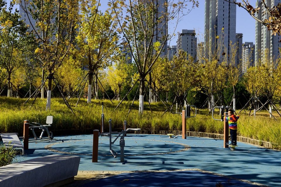 tangshan peoples park by beijing zeho waterfront ecological environment treatment co beijing yijingdao landscape design engineering co ltd