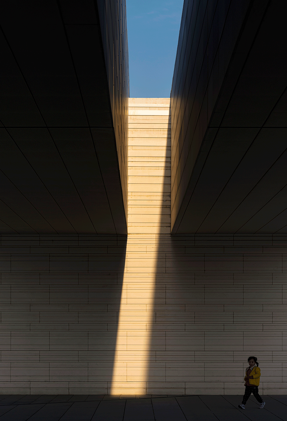 seashore linear house china by oikos