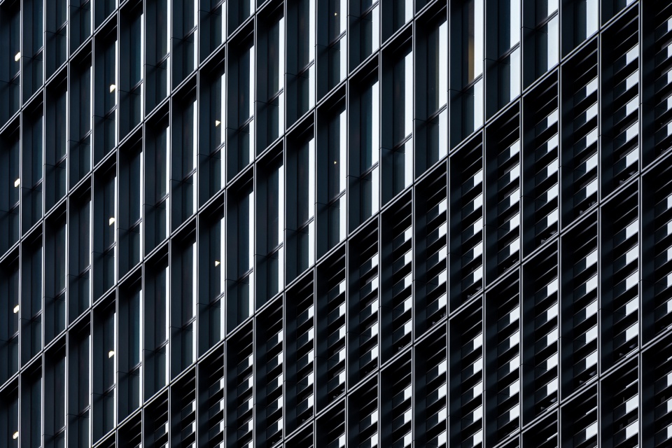tokyo torch tokiwabashi tower by mitsubishi jisho sekkei inc