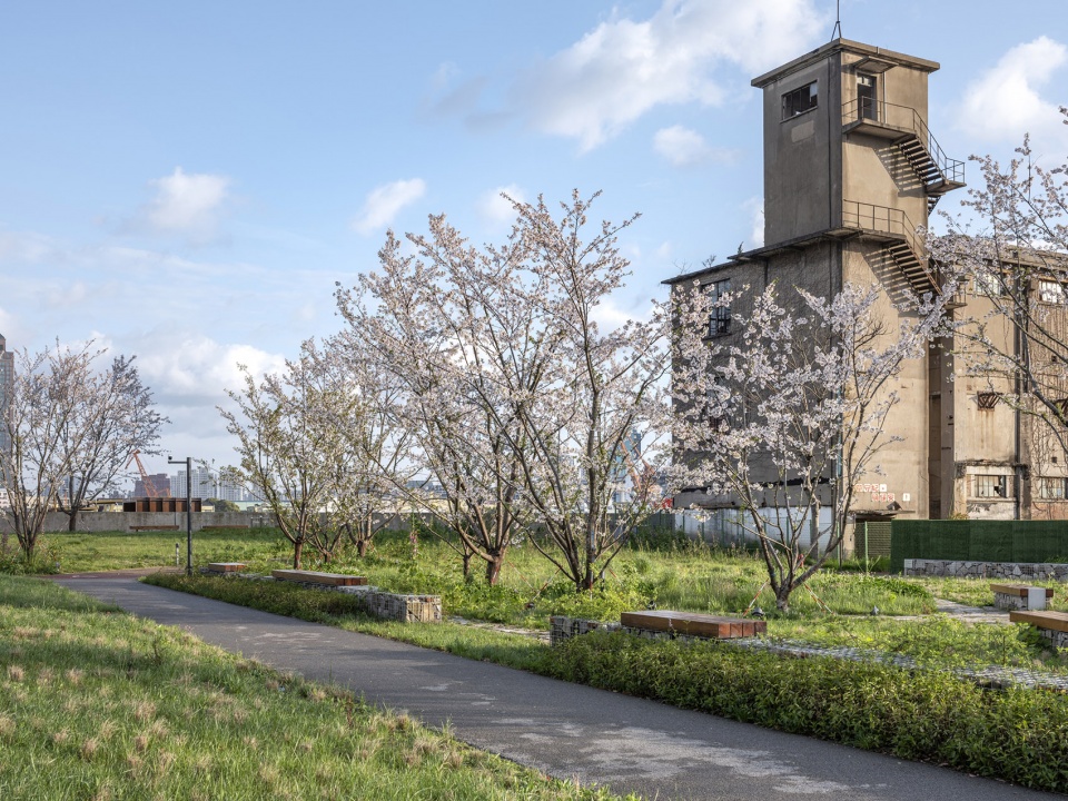 yang pu riverfront urban space renovation power station auxiliary east building by atelier liu yuyang architects
