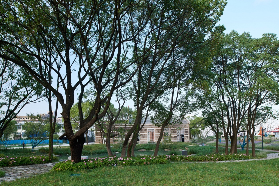 yang pu riverfront urban space renovation power station auxiliary east building by atelier liu yuyang architects