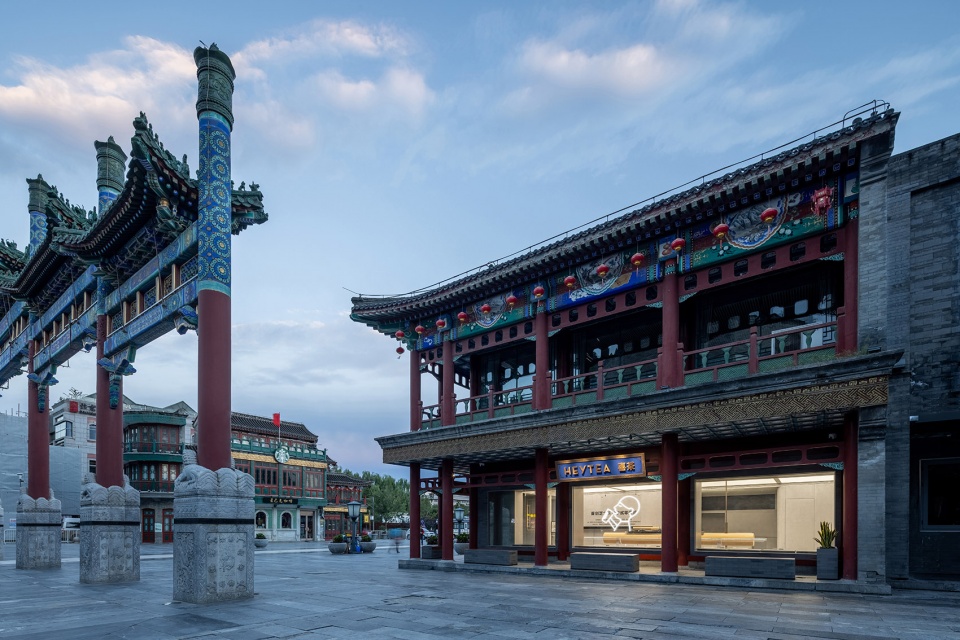 HEYTEA Store at Beijing Qianmen Street UND Design Office
