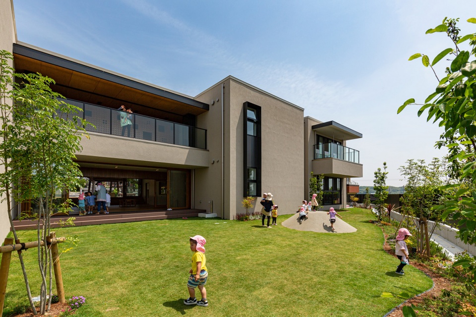 IZY Kindergarten and Nursery HIBINOSEKKEI Youji no Shiro