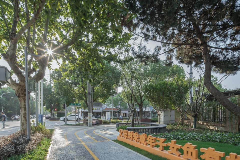 renovation of zhenhua experimental primary school and other plots china by hl studio