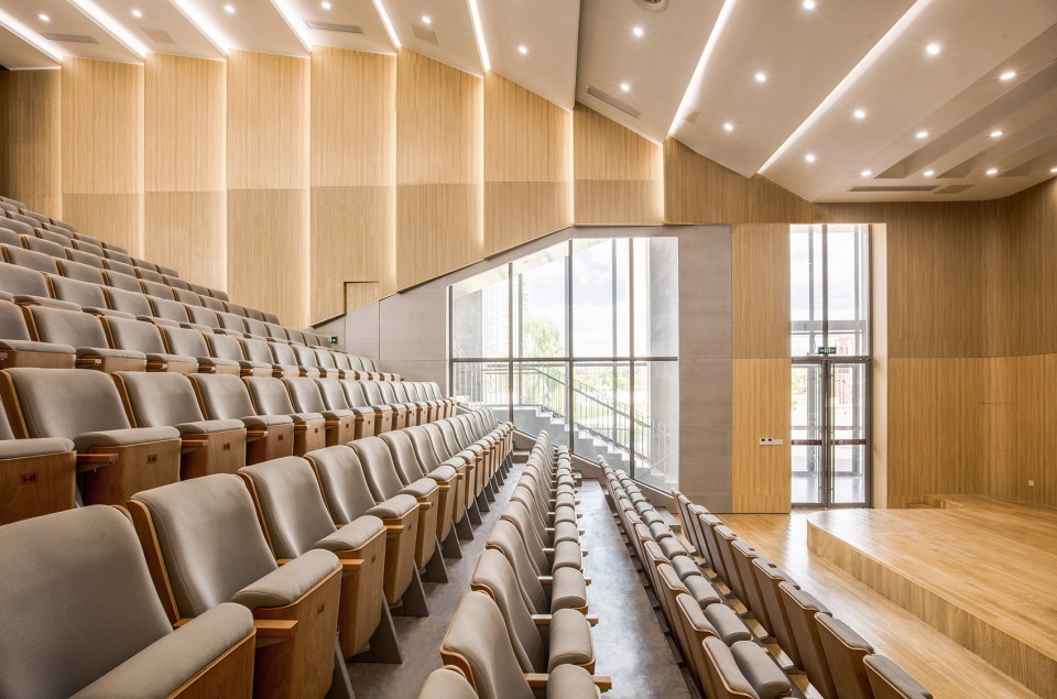 Bridge Learning Center Perform Design Studio
