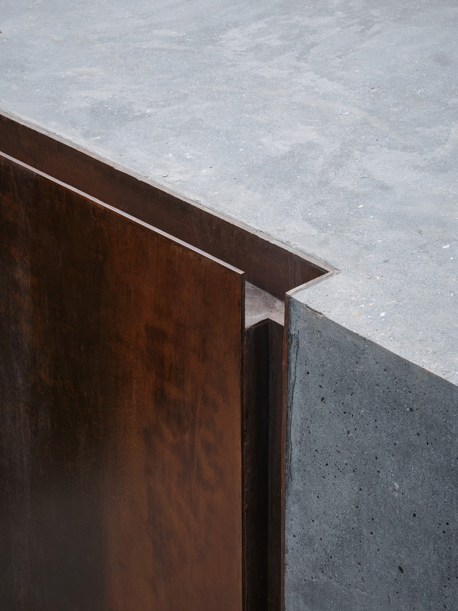 MONOLITHIC CONCERT HALL OPEN ARCHITECTURE