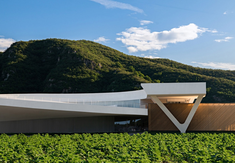 Tiangang Art Center SYN Architects