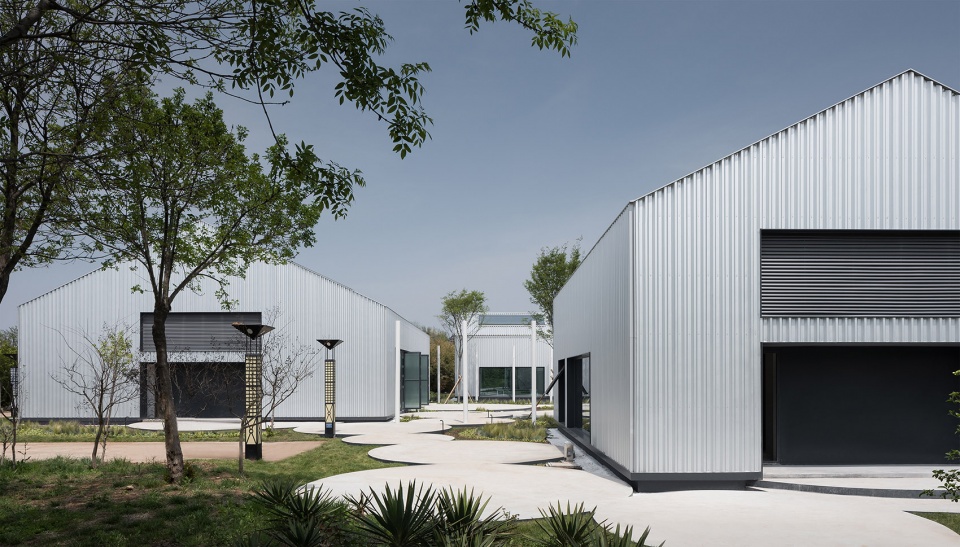 auxiliary building renovation along zhu river china by xband craftwerk