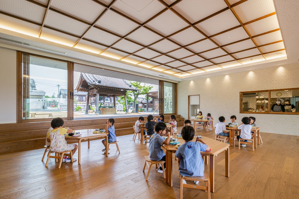 IZY Kindergarten and Nursery HIBINOSEKKEI Youji no Shiro