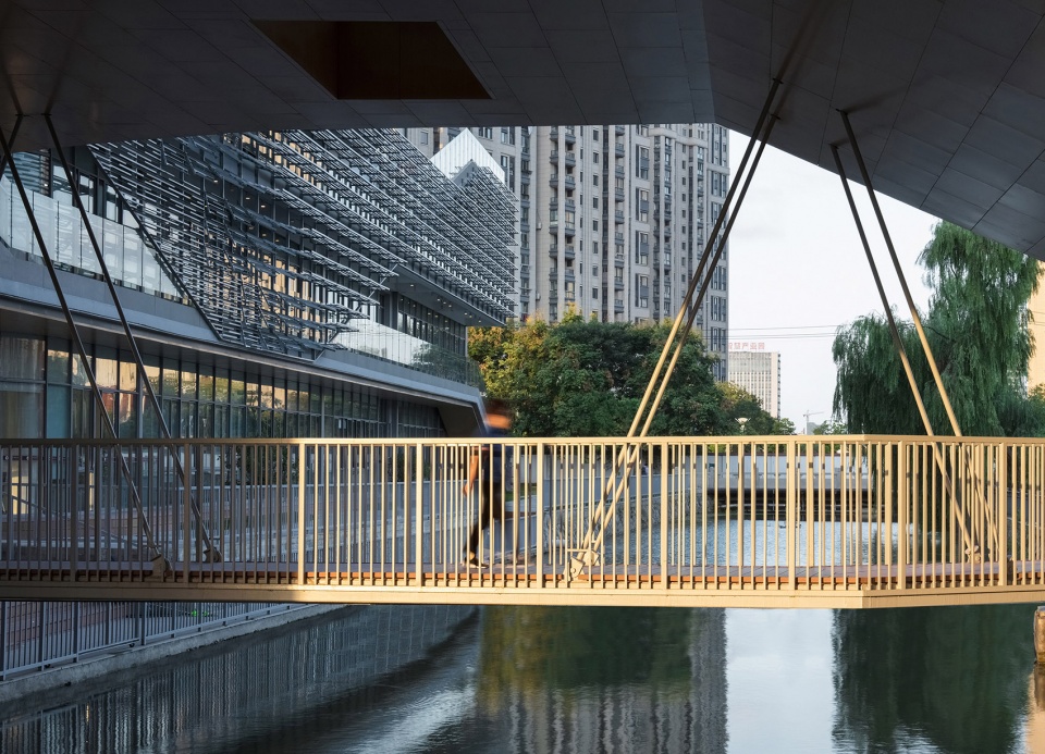 Bridge Learning Center Perform Design Studio