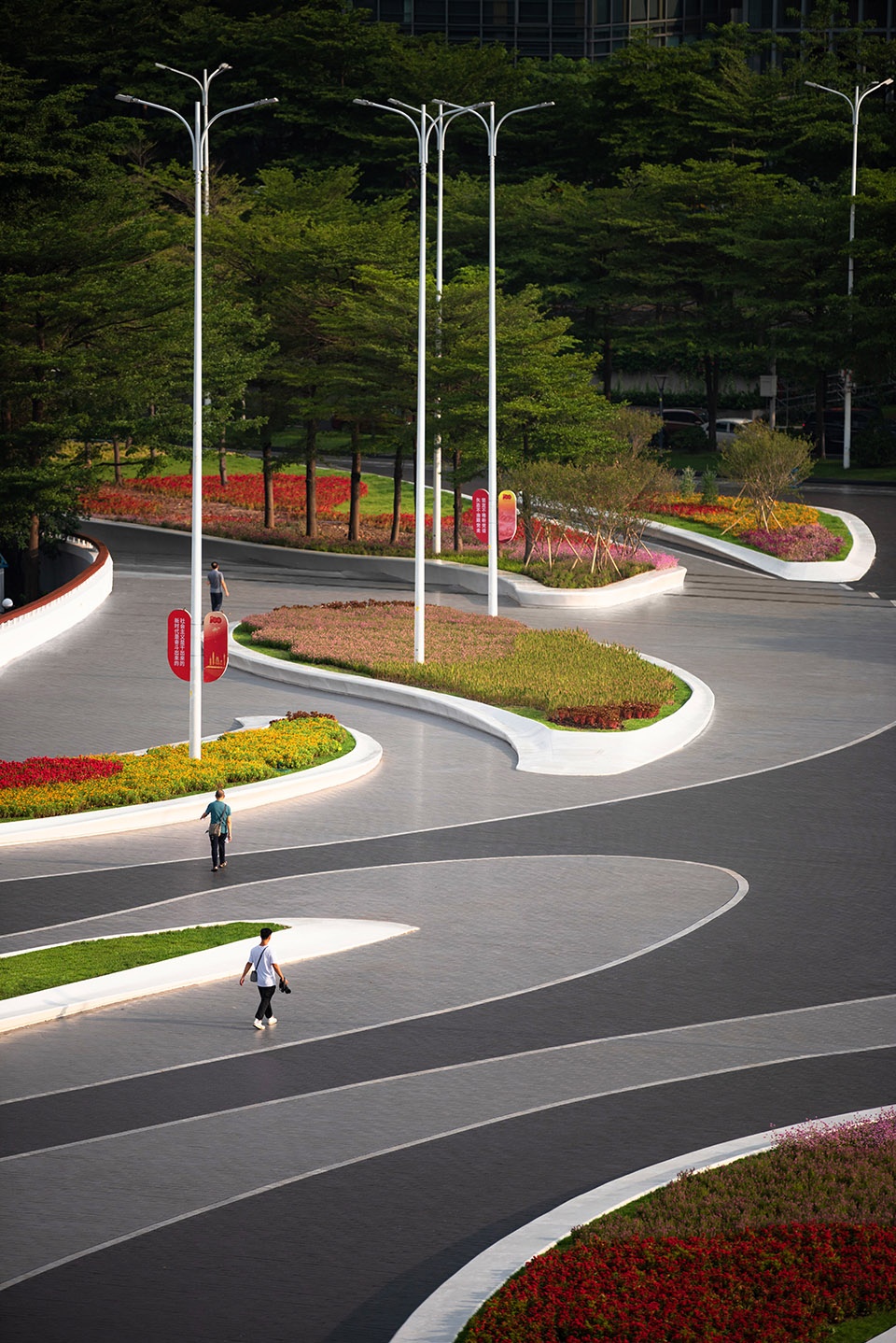 Haixin Bridge North Bank Landscape Renewal Project SCUT