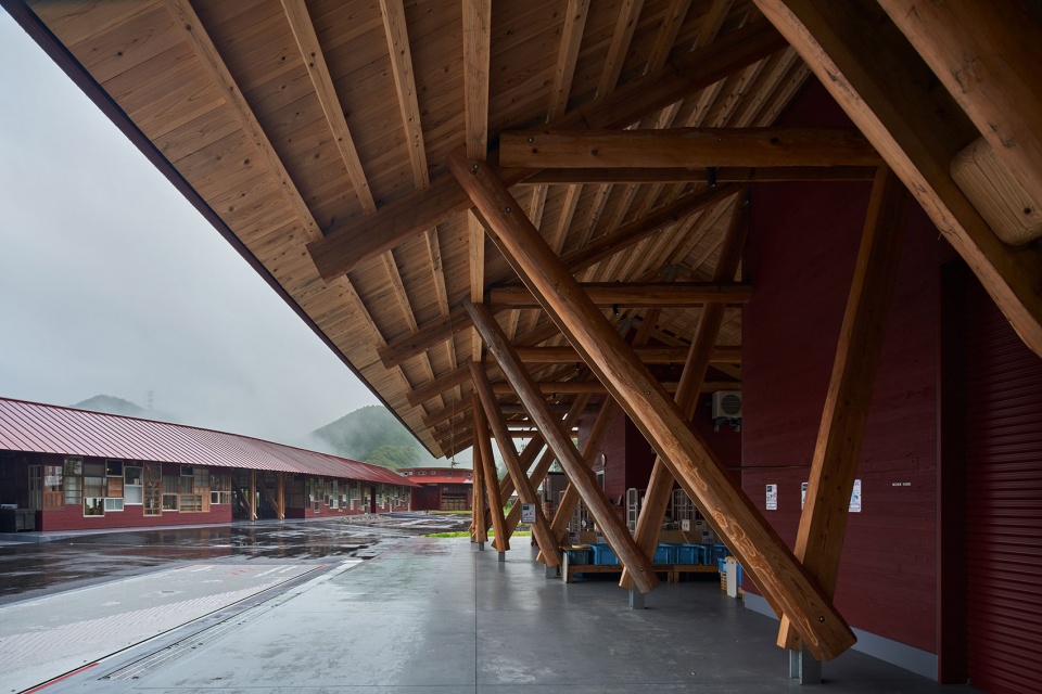 kamikatsu zero waste center japan by hiroshi nakamura nap