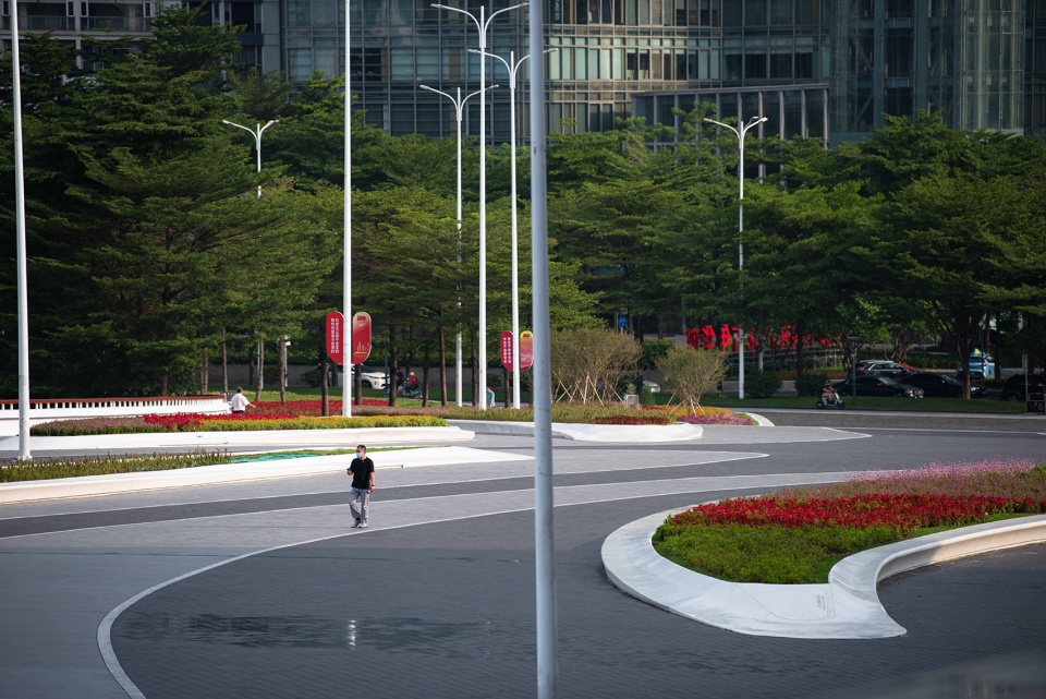 Haixin Bridge North Bank Landscape Renewal Project SCUT
