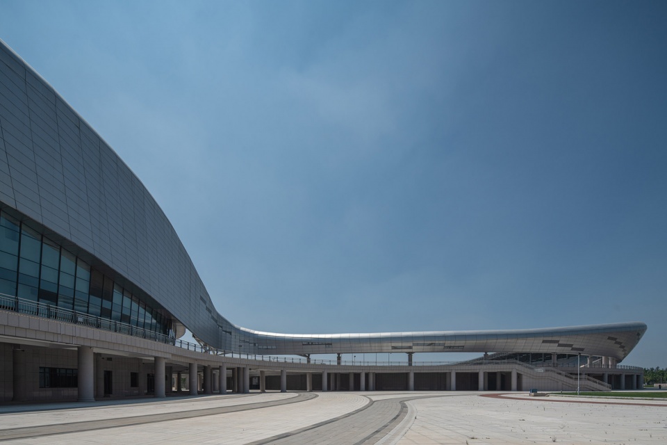 fucheng national fitness center by qingdao beiyang architectural design co ltd