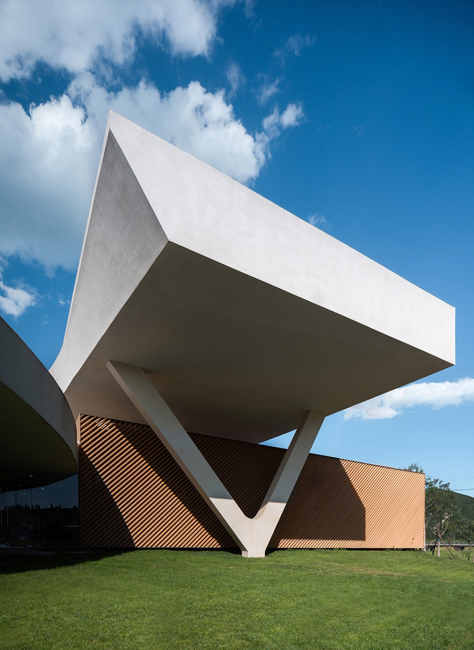 Tiangang Art Center SYN Architects