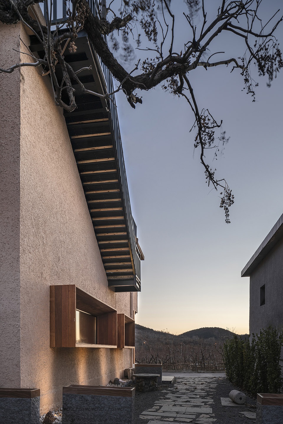 A village BB in peach blossom ocean DAGA Architects
