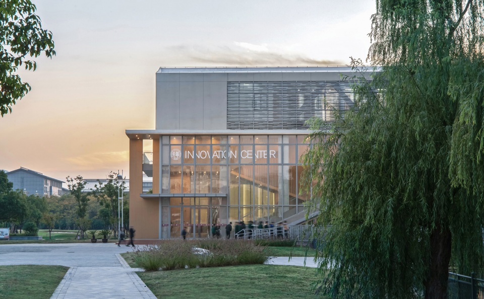 Bridge Learning Center Perform Design Studio