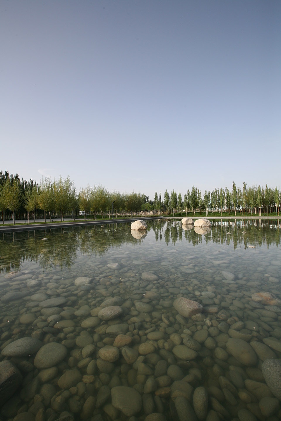 Xinjiang Bazhou Heshuo Solidarity Park R land