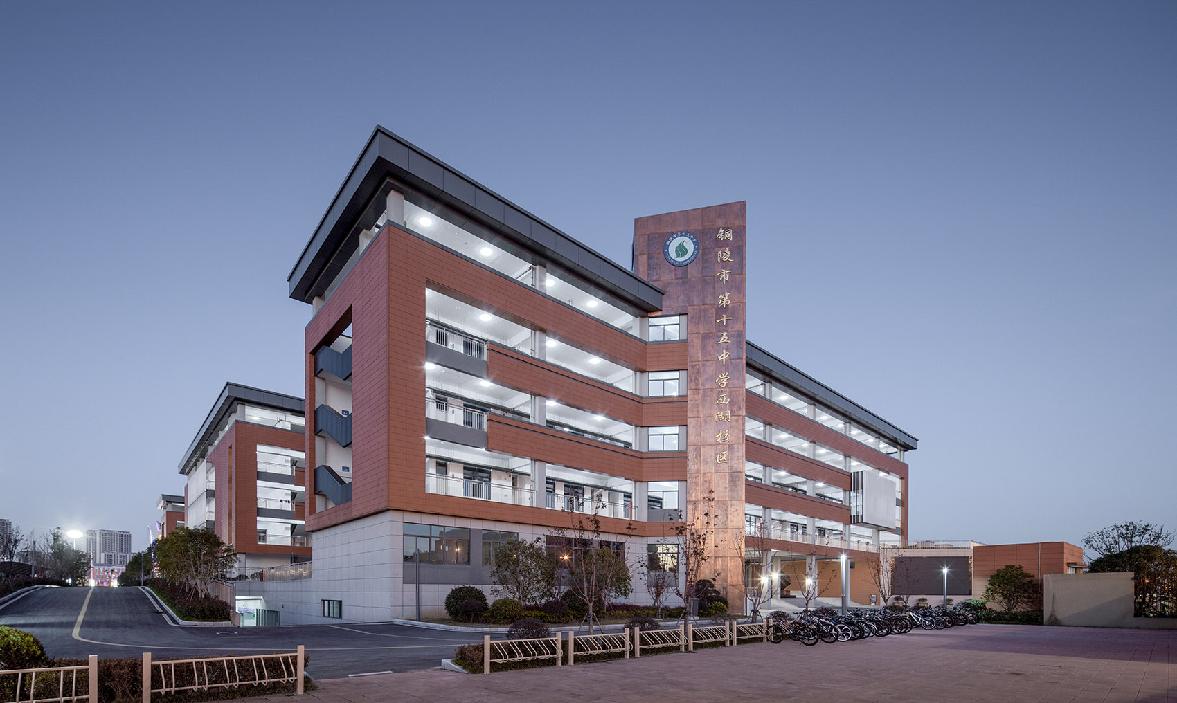 tongling xihu new district middle school and primary school anhui china by horizon design
