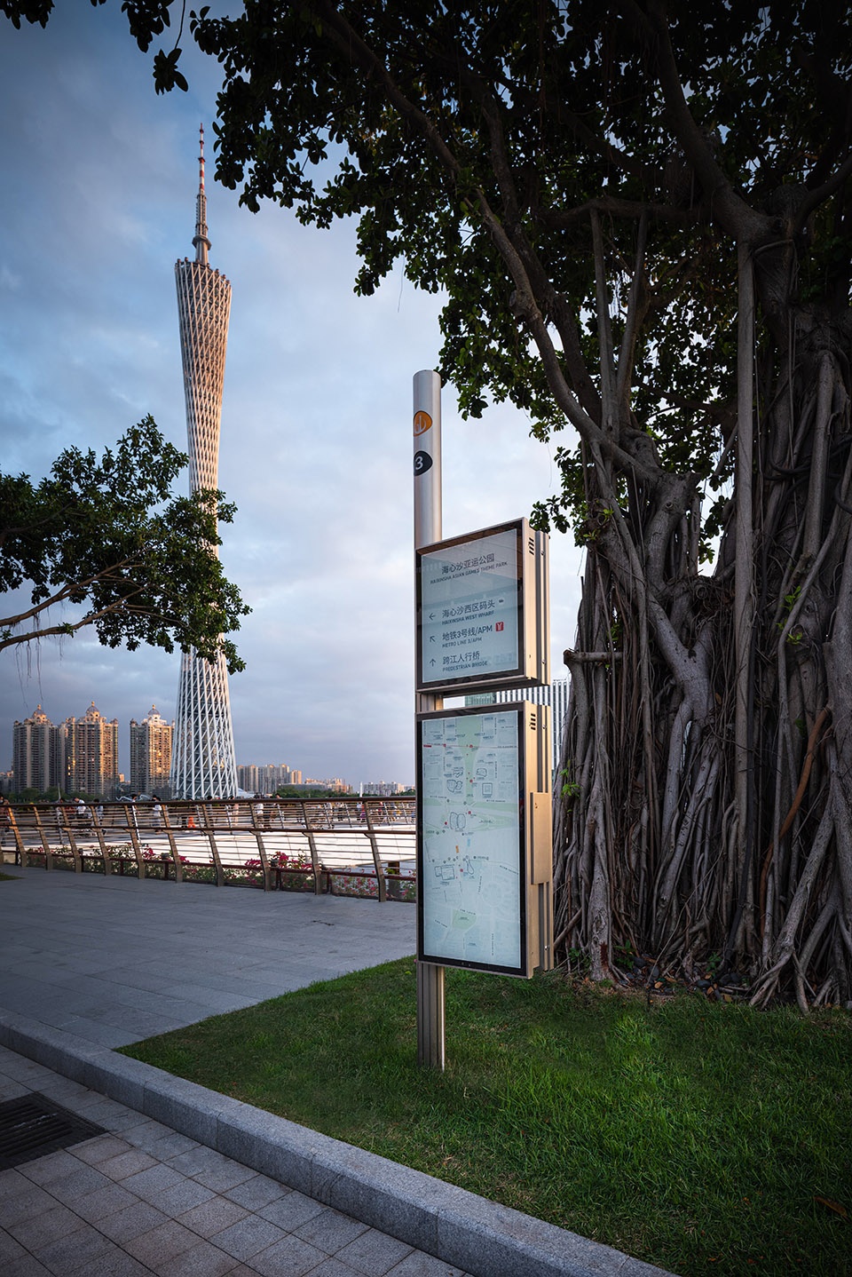 Haixin Bridge North Bank Landscape Renewal Project SCUT