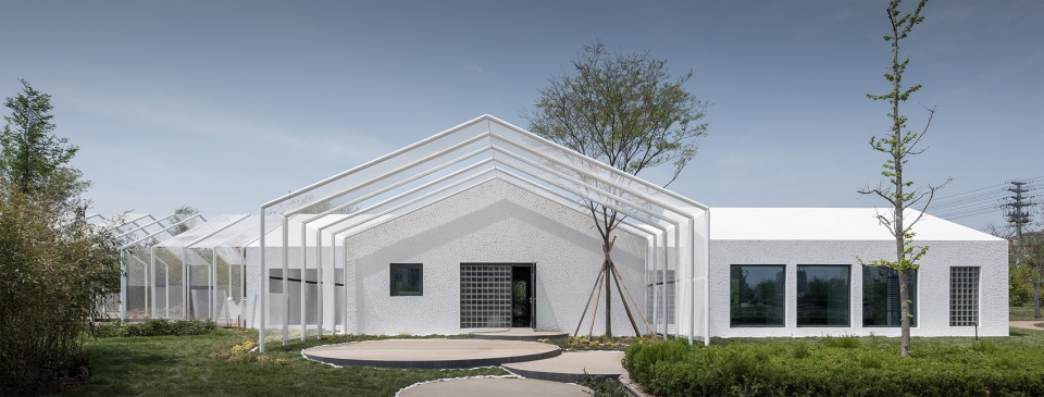auxiliary building renovation along zhu river china by xband craftwerk 1
