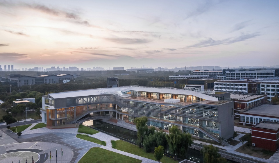 Bridge Learning Center Perform Design Studio