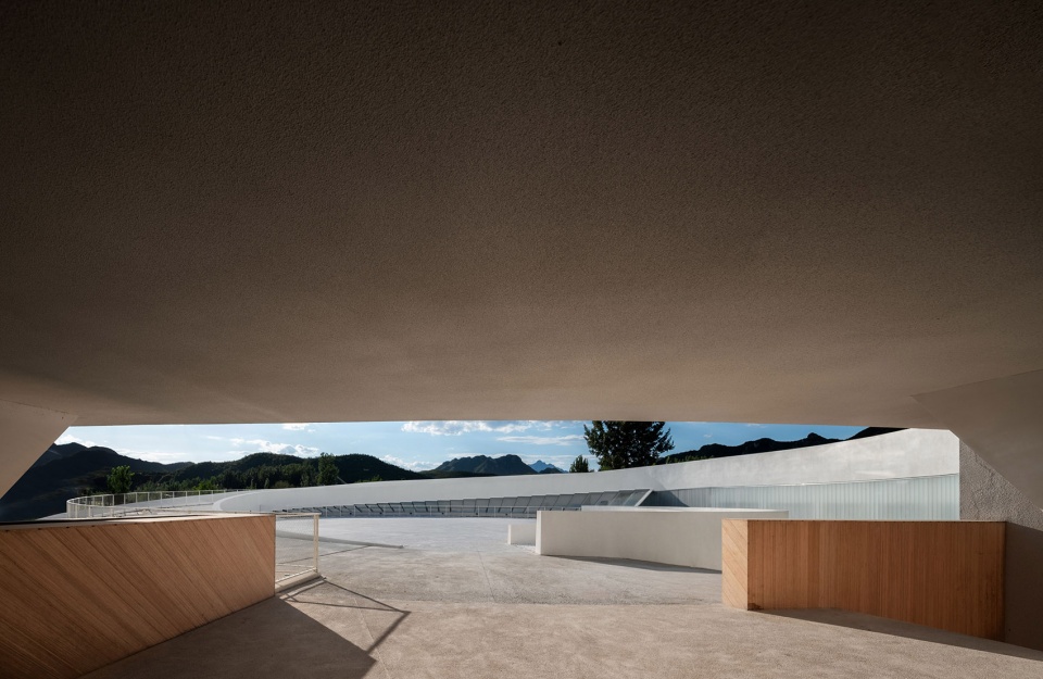 Tiangang Art Center SYN Architects