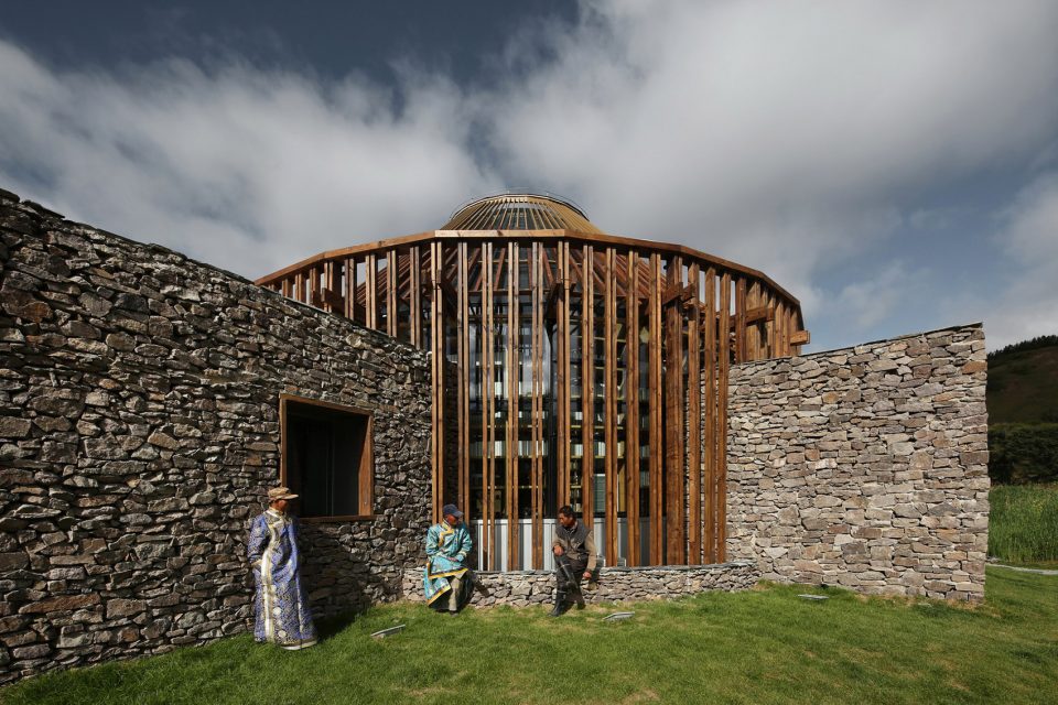 gooood archive traditional architecture in modern context