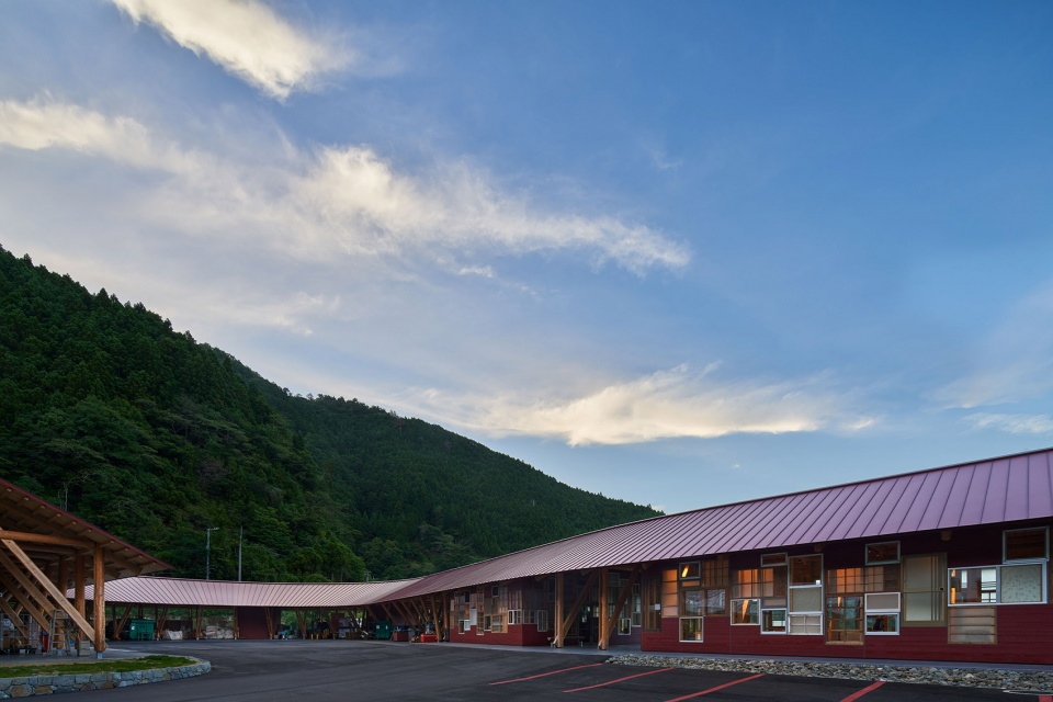 kamikatsu zero waste center japan by hiroshi nakamura nap