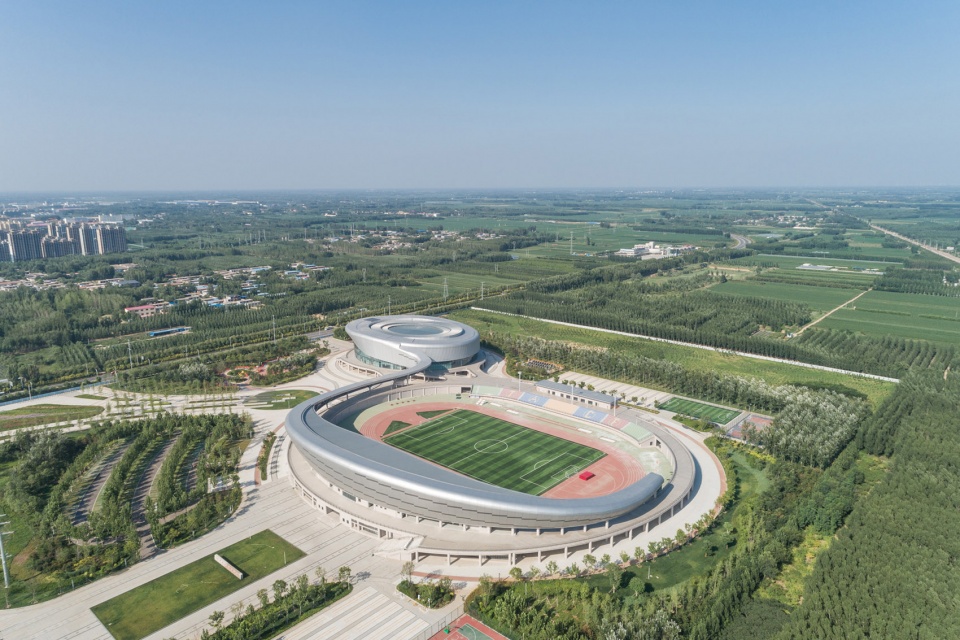 fucheng national fitness center by qingdao beiyang architectural design co ltd
