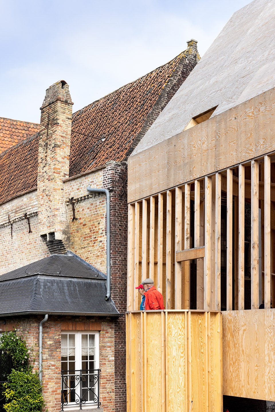 Brugge Diptych by Para Project