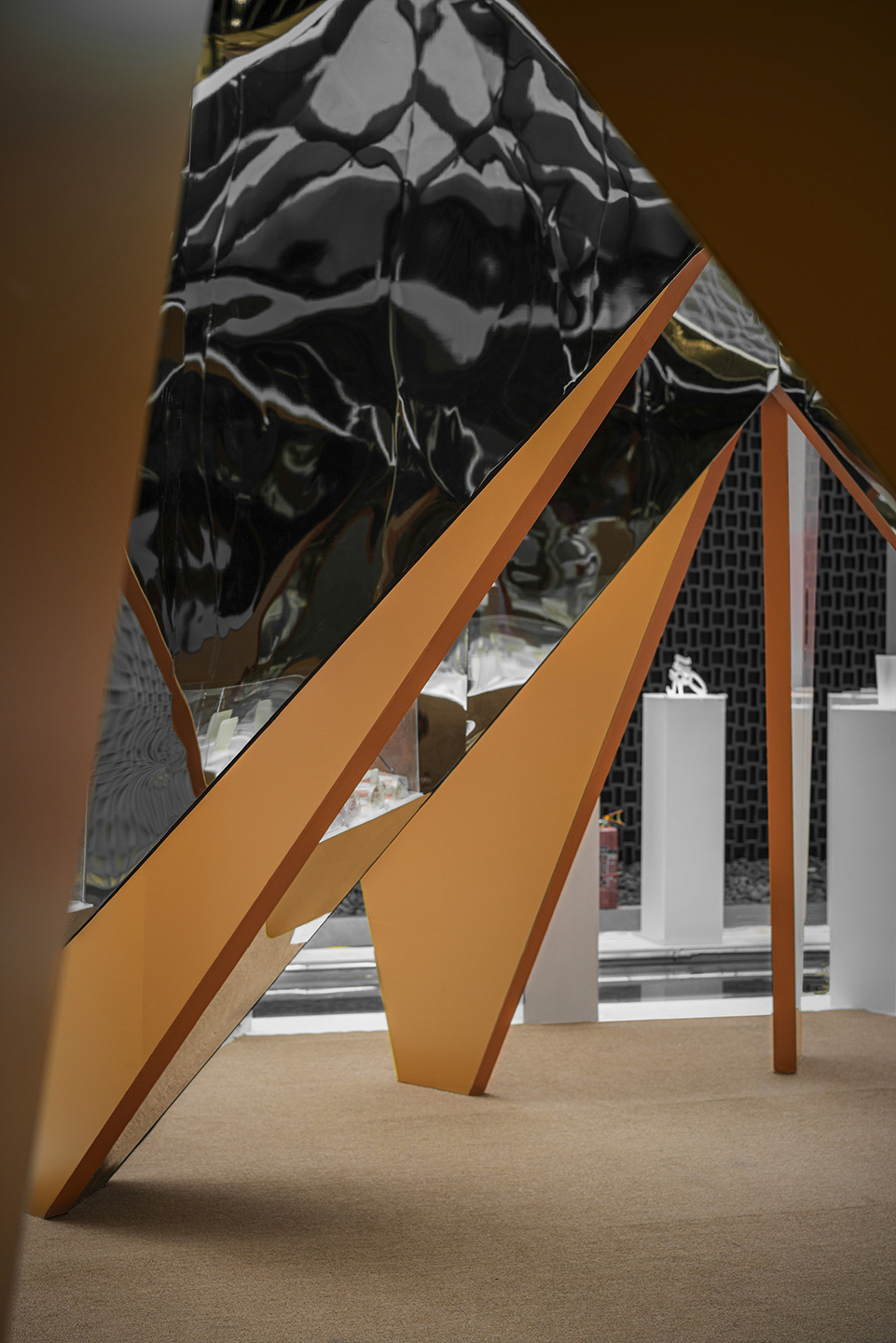 棱镜空间装置星球设计