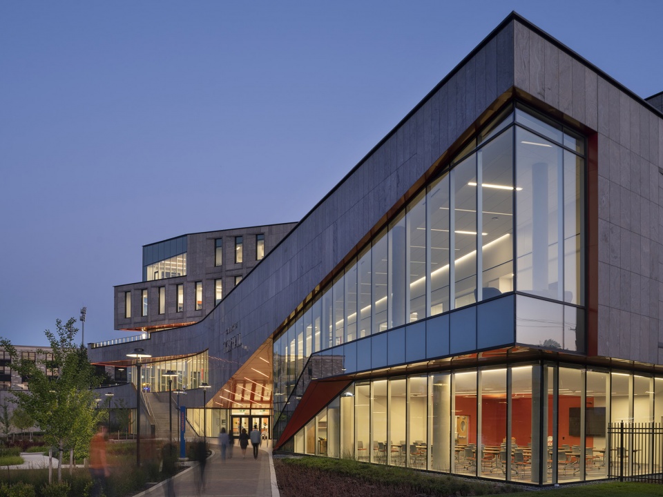 the calvin and tina tyler hall morgan state university by teeple architects gwwo architects