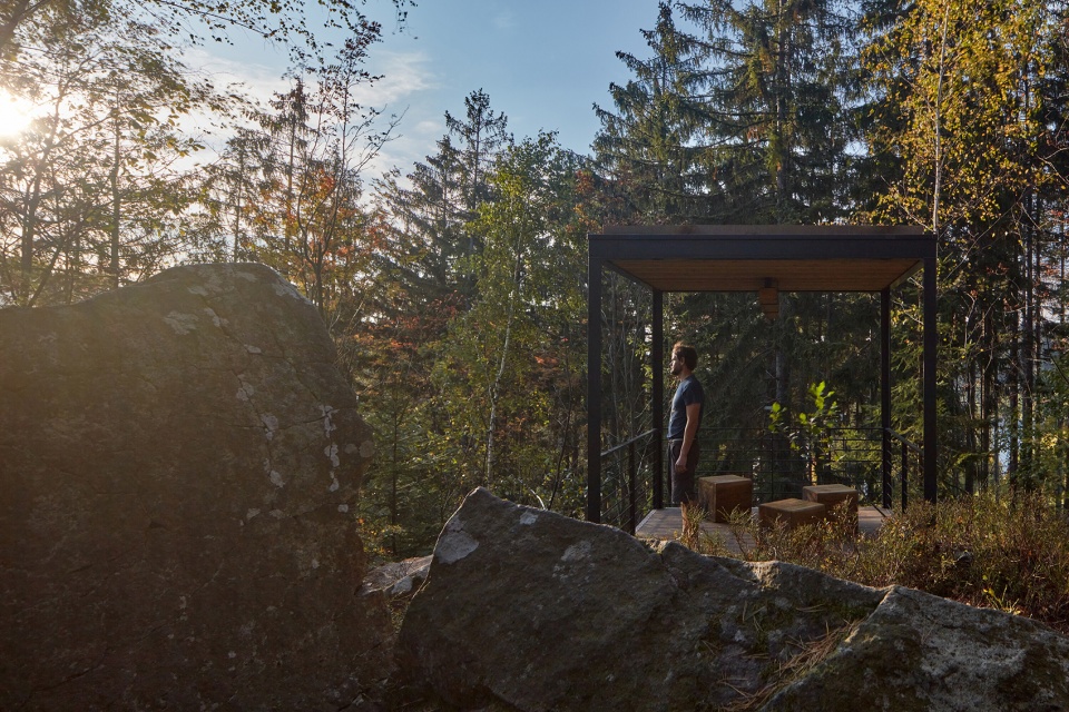 walk over the quarry by henkai architects