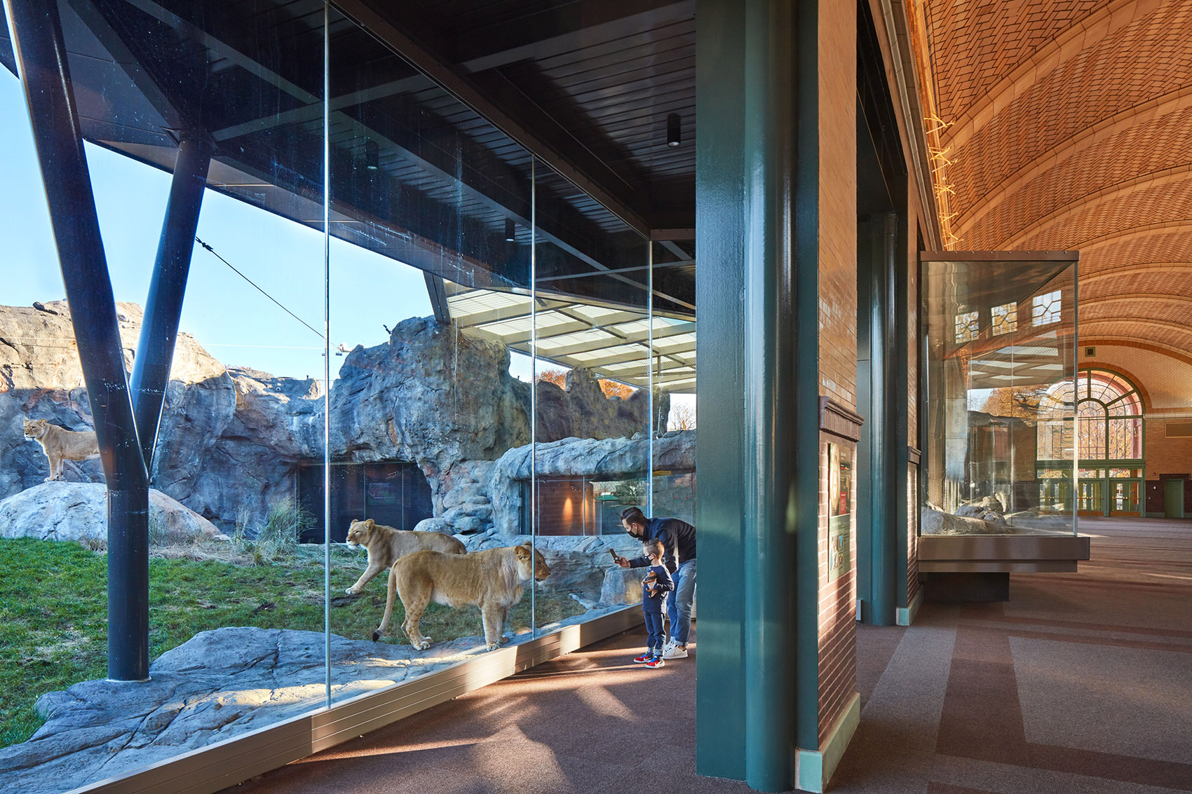 Pepper Family Wildlife Center At Lincoln Park Zoo by Goettsch Partners