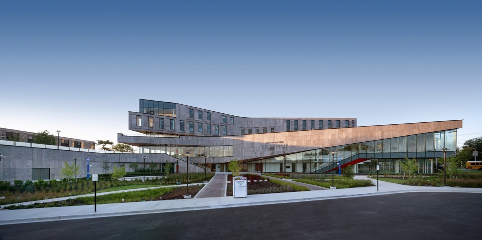 the calvin and tina tyler hall morgan state university by teeple architects gwwo architects