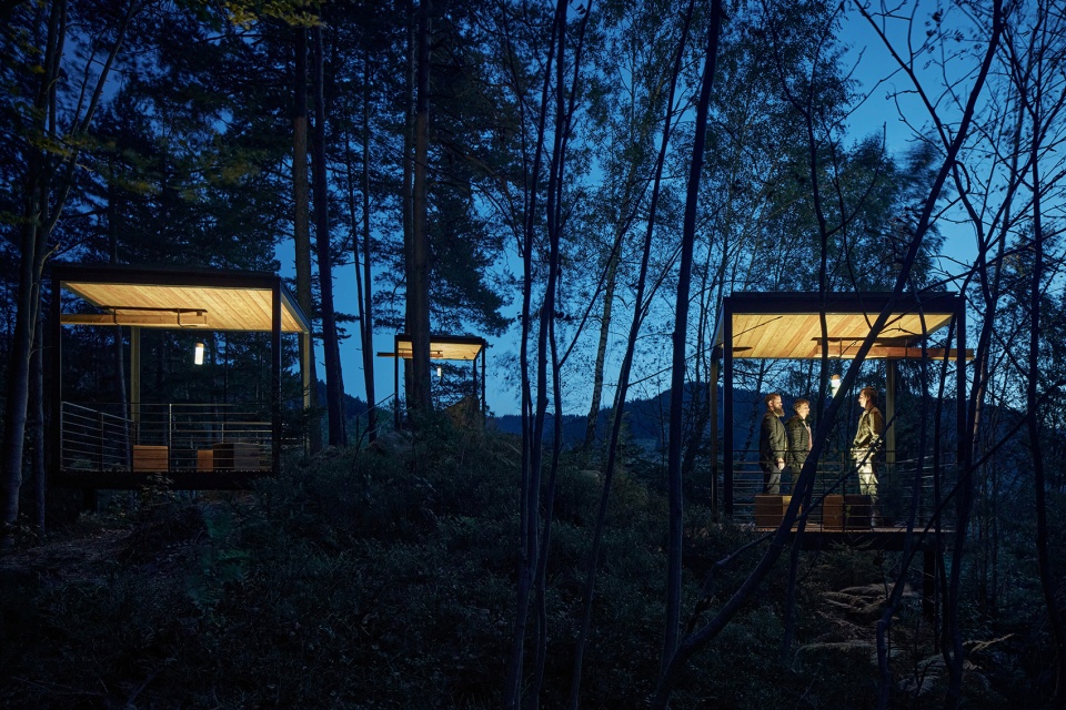 walk over the quarry by henkai architects