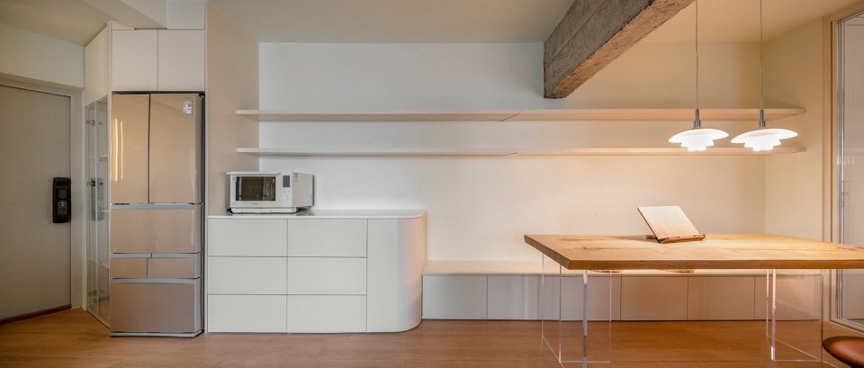 A center core surrounded by bookcases China by Atelier D Y