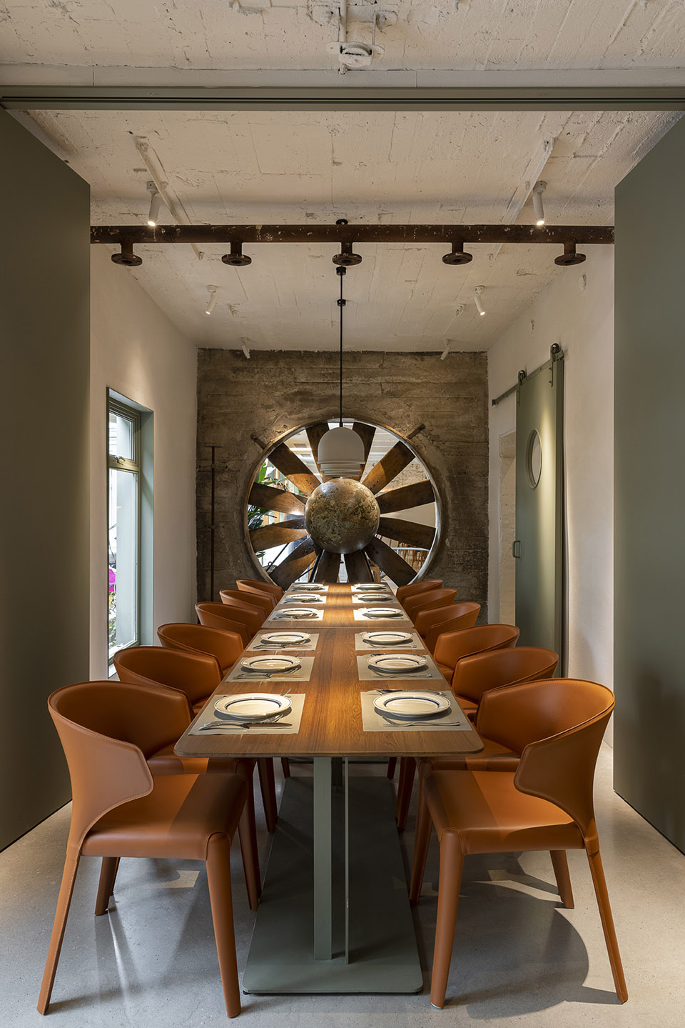 Metoo Cafe IDEAL 166 Store China by Hangzhou Guantang Interior Design