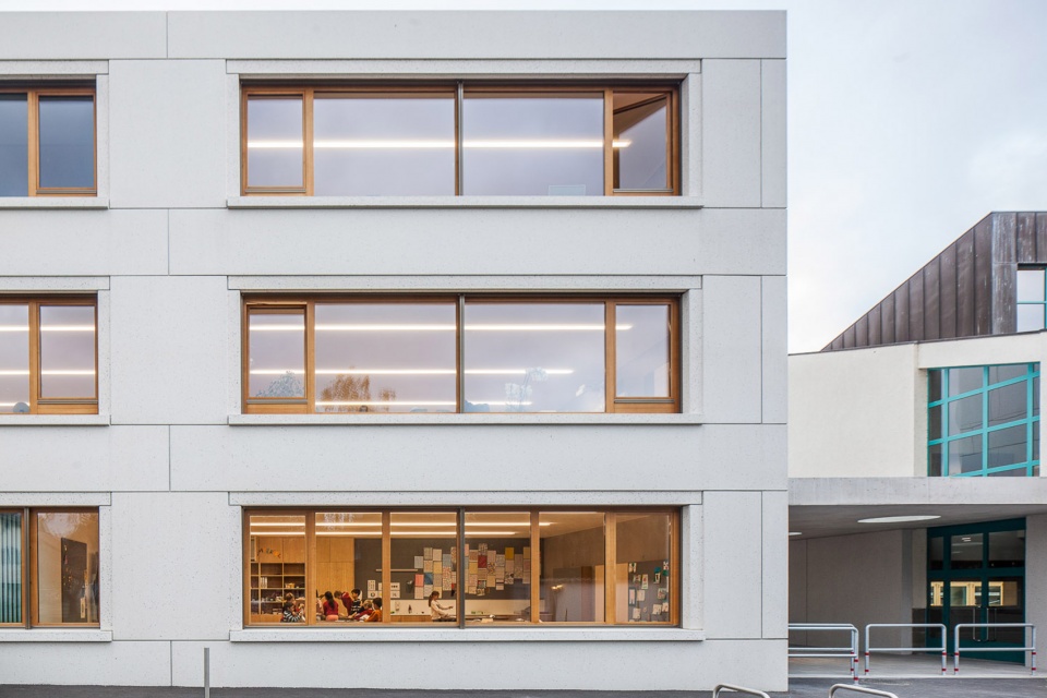 Urban innovation for new Meinier school by Mue Atelier d architecture