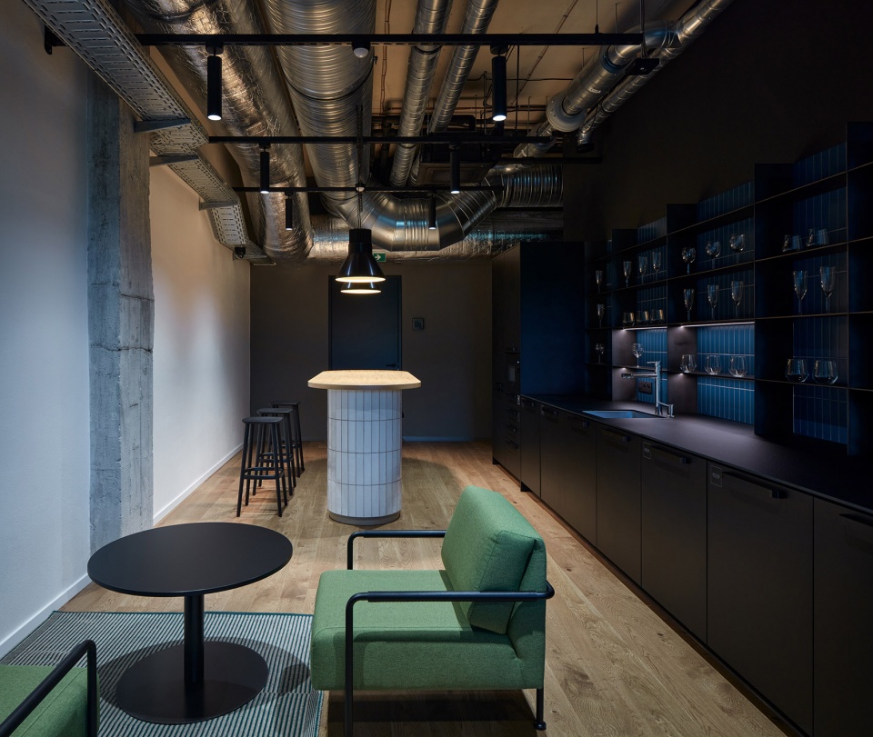 base4work bratislava by studio perspektiv