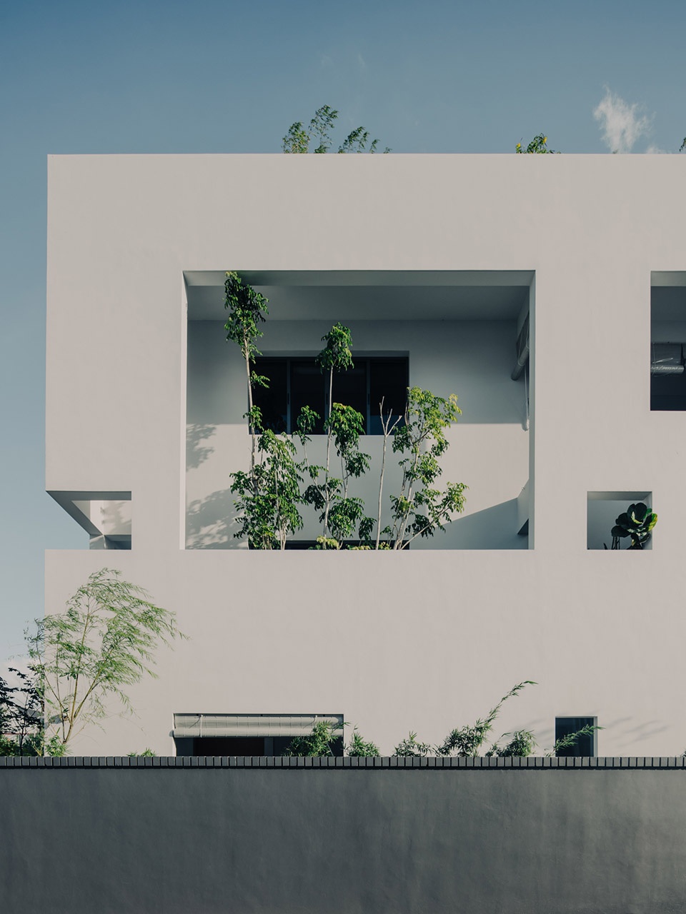 envelope house by asolidplan