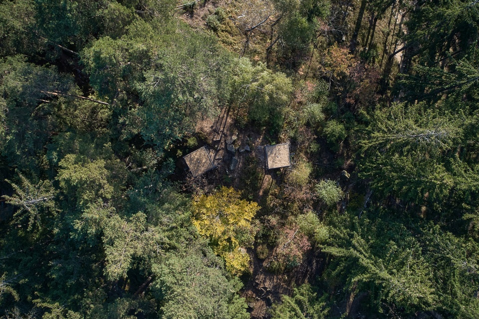 walk over the quarry by henkai architects