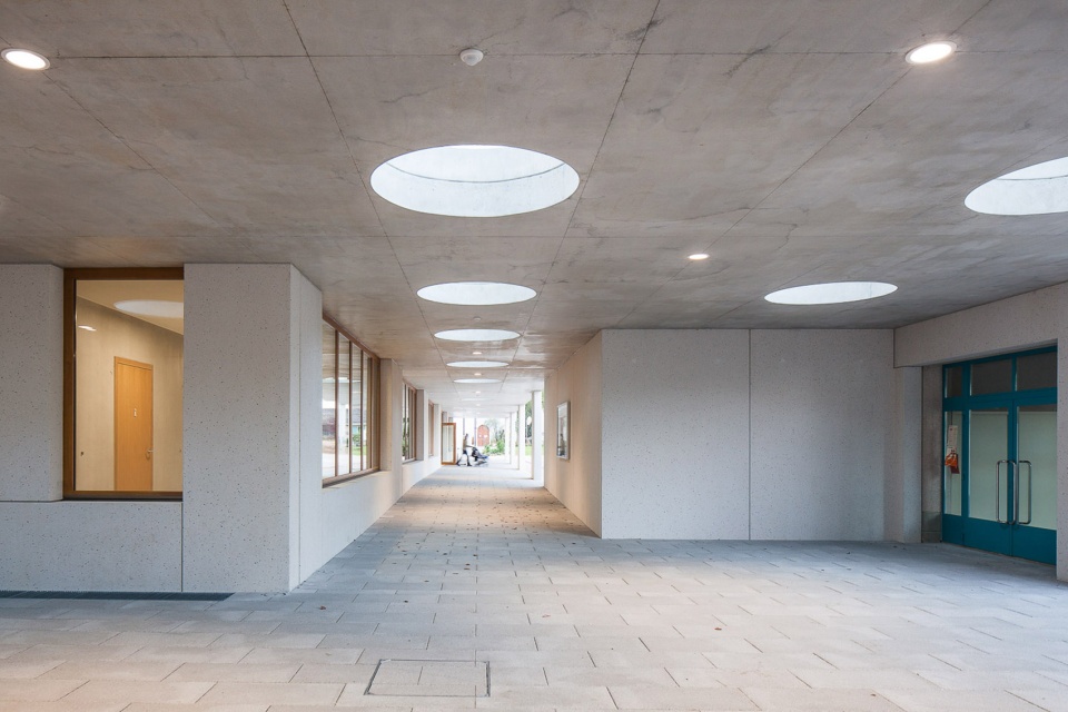 Urban innovation for new Meinier school by Mue Atelier d architecture