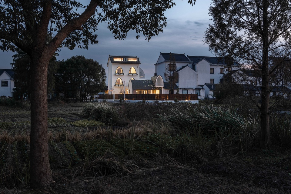 the transformation of huahai homestay in daijin village china by dus studio