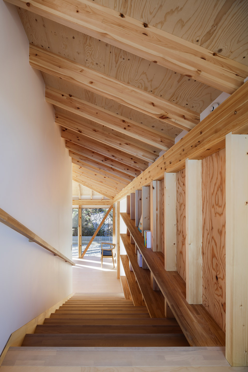 Kitakamakura house by TAKAHIRO ENDO