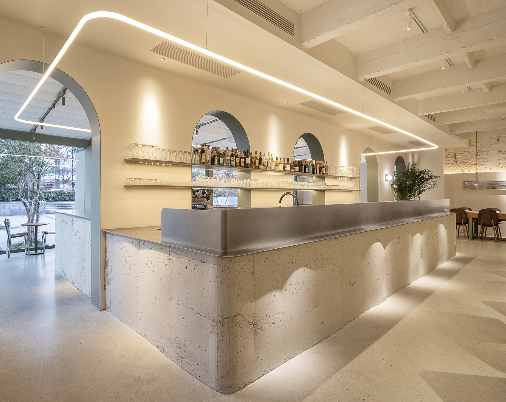 Metoo Cafe IDEAL 166 Store China by Hangzhou Guantang Interior Design