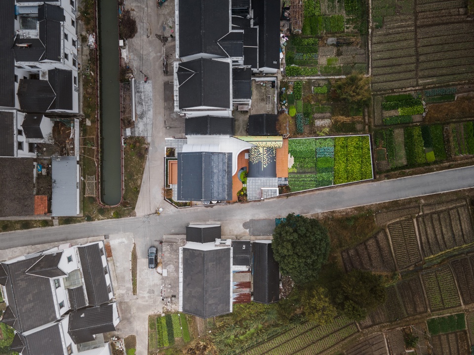the transformation of huahai homestay in daijin village china by dus studio